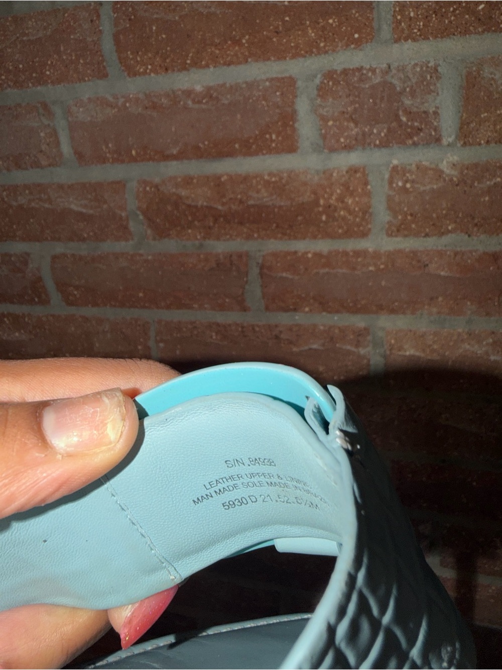 Tory Burch Sky Blue Croc-Embossed Thong Sandals - Picture 2 of 4